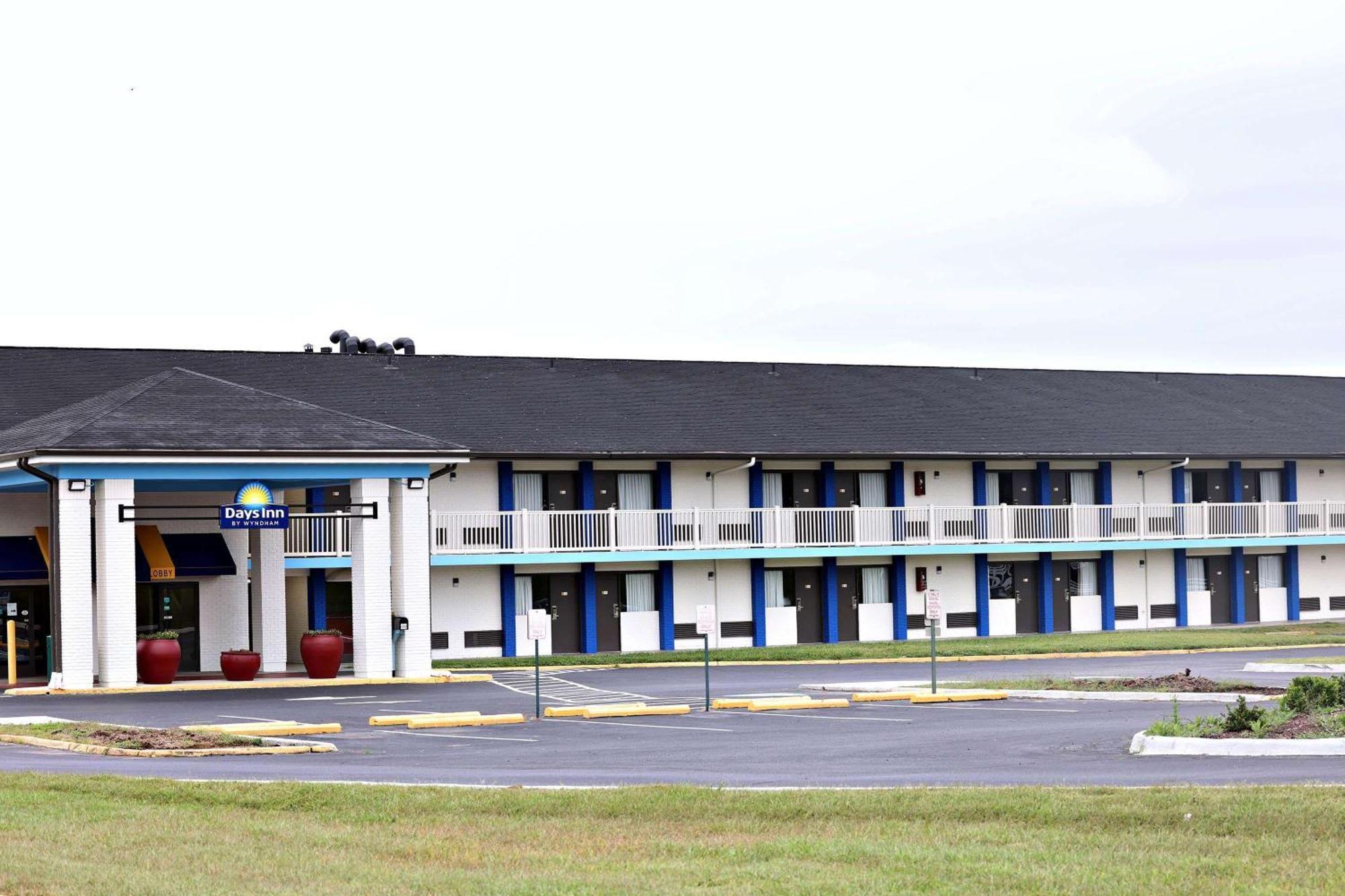 Days Inn By Wyndham Kings Dominion Doswell Exterior foto